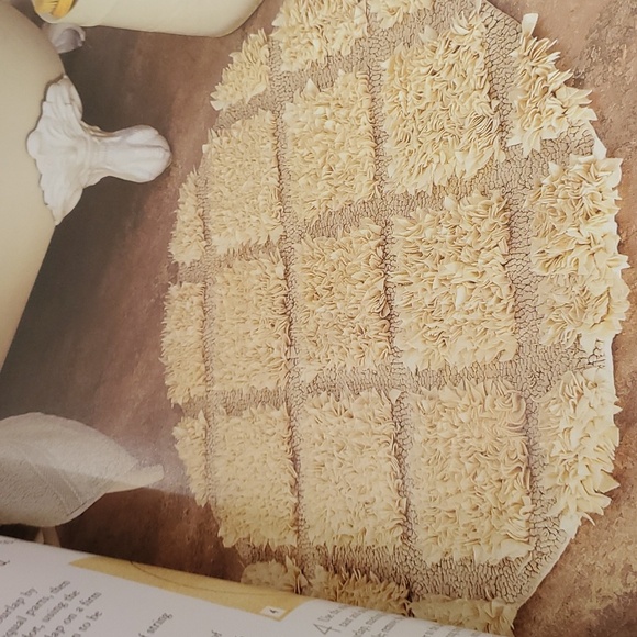 Making Rag Rugs hardcover book in excellent condition - Picture 7 of 8